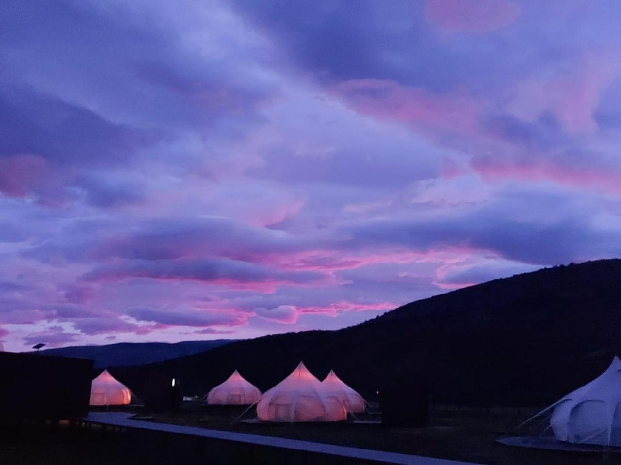 Chilenativo Riverside Camp Torres del Paine National Park Εξωτερικό φωτογραφία